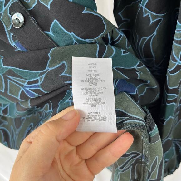 LOGO Lori Goldstein Sz M Floral Stretch Woven Button Up Blouse Long Sleeve Green - Picture 6 of 6